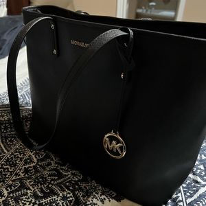 Michael Kors tote purse